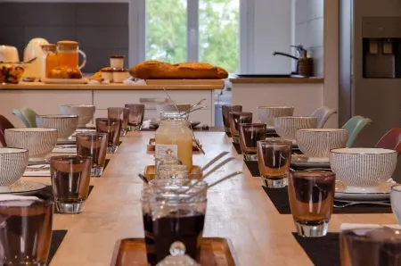 Amodo Lodge - Maison d'hôtes Отели в г. Люгрен