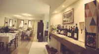 卡薩雷斯亞飯店 - 早餐