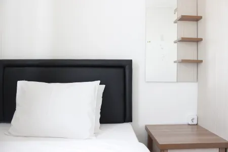 Scenic 2Br Apartment at Parahyangan Residence Near Unpar