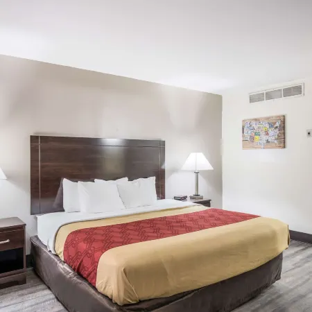 Econo Lodge Hotels in Cameron