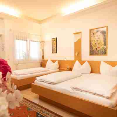 Hotel Liebetegger-Klagenfurt Rooms