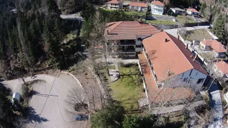 Country Club Hotel & Suites