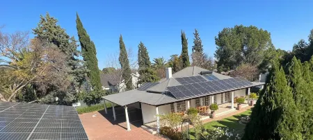 Lemon & Lime Guesthouse Отели рядом с достопримечательностью «Free State National Botanical Garden»