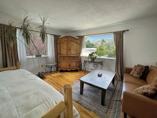 Rocky Mountain Inn Hotels in Paonia