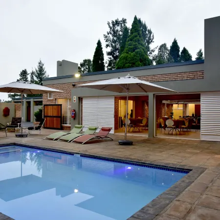 Five O'Clock Zen Boutique Guest House