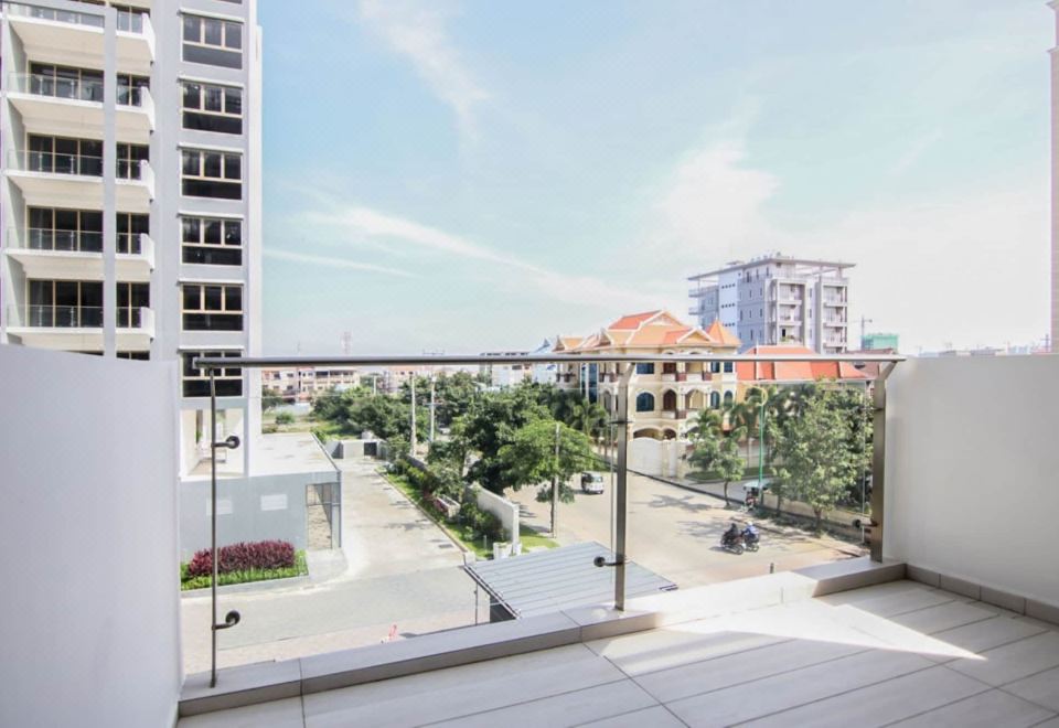 2. 85 소호 호텔..