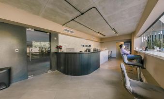 Flat in Regatta II 306