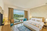 ExpoInn Suites and Convention Hotel in zona The Stellar Gymkhana