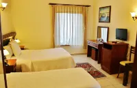 Bacahan Hotel - Airport Shuttle