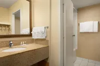 Days Inn by Wyndham Edmonton Downtown - Balkoner