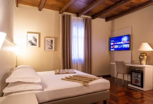 Hotel Boutique Antiche Mura Hotels in Saluzzo