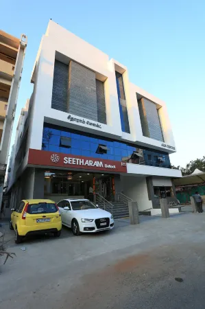 Fressotel Seetharam Отели рядом с достопримечательностью «Codissia Trade Fair Complex»