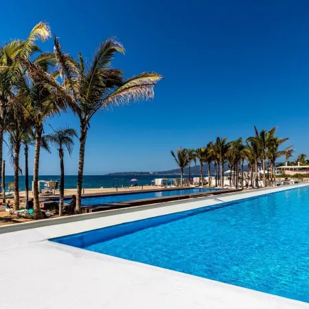 Aria Ocean 501 Sunsets, Sea Breeze & Style
