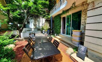 SG Tailored Serviced Home 5Min Walk from Metro