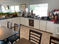 Americas Best Value Inn Meridian - Aamiainen