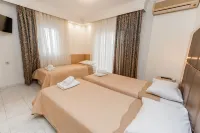 Hotel Avra