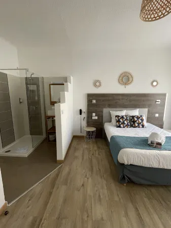 Hotel Saint Georges, Face à la Mer Отели рядом с достопримечательностью «Le Bleu 'N' Blue»