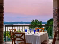 Chateau on the Lake Resort Spa and Convention Center - Mountain view