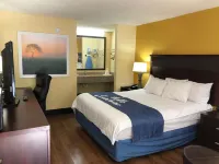 Days Inn by Wyndham King/Winston Salem Area Hotels in Pilot