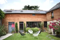 マドレーヌ & コンファニー Ancien couvent de la Baumette周辺のホテル