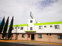 Hotel Arboledas Industrial Hotels near Tlaquepaque