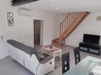 Maison Chaleureuse au Calme Proximités Commodités