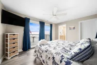 On the water with private beach, sunsets and sunrises