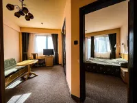 Hotel Orphey Hotels in Баня