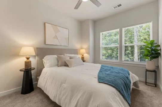 Community Dock Access and Relaxing Balcony - Cozy Eagle Sanctuary Retreat