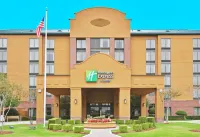 Holiday Inn Express & Suites Irving Conv Ctr - Las Colinas Các khách sạn ở Irving