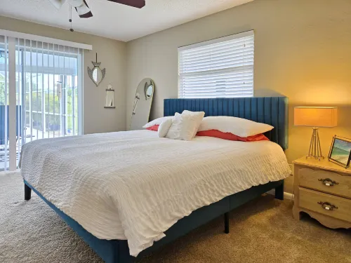 Private Pool and Expansive Backyard Retreat - Charming Oasis Hotels in Cape Coral
