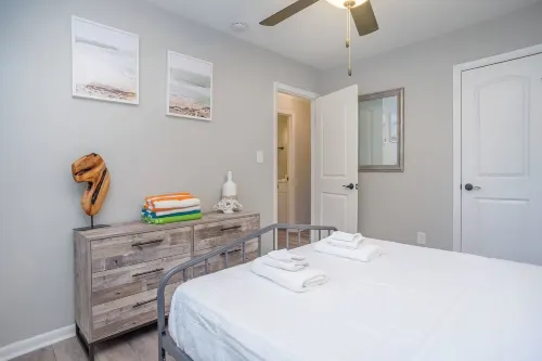 Stylishly Furnished Suite with Ocean View - Charming Coastal Retreat Hotels in Norfolk