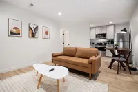 Cozy Space with Large Windows and Kitchen - Charming Modern Escape Hotel a Morton