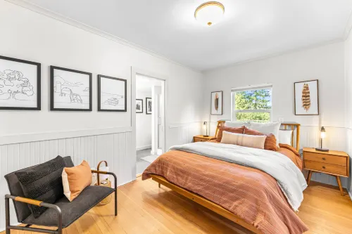 The Cottage On Wilsonville Road Hotels in Wilsonville