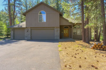 A/C, Hot Tub, Foosball, 5 Bd/3.5Ba - Mcn20