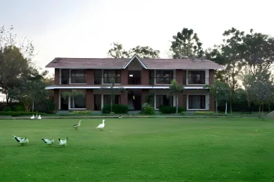 Dream Valley Resort Отели в г. Рангаредди