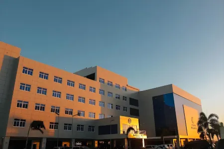 Iloilo Gateway Hotel & Suites Отели в г. Cabatuan