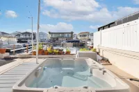 Shared Dock and Luxurious Hot Tub - Gorgeous Waterfront Retreat