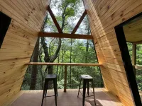 Wolf Pup- A Frame- Hillside Tiny Cottage Wi-Fi Hotels in Campton