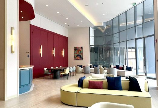 2. 더 쿼터 람캄행..