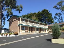 Hideaway Motor Inn
