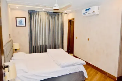 Vinewood Apartments Hotels in Bahria Town