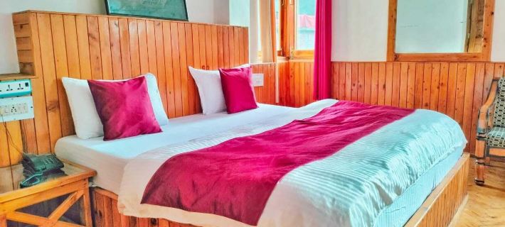 Hotel Devlok International Hotele w: Kasol