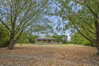 Stayau Conifer Cottage Lakeside Haven