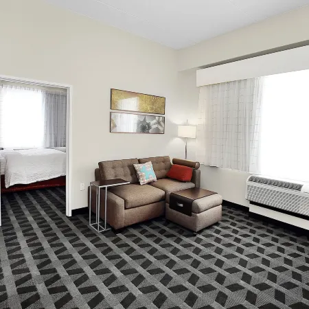 TownePlace Suites Grove City Mercer/Outlets