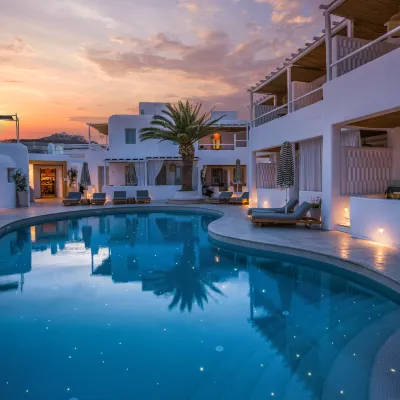 Mykonos Ammos Hotel - Small Luxury Hotels of the World Отели рядом с достопримечательностью «Пляж Орнос»