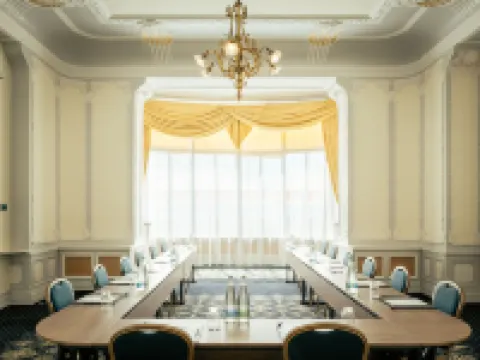 Grand Hotel Suisse Majestic, Autograph Collection Hotels in Montreux