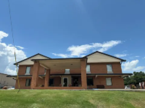 Royal Inn - Anniston Hotels in Anniston