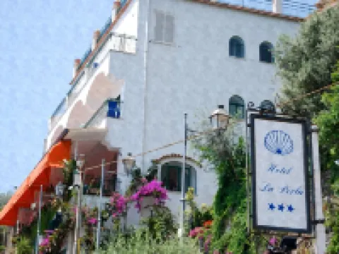 Hotel la Perla Hotels in Praiano