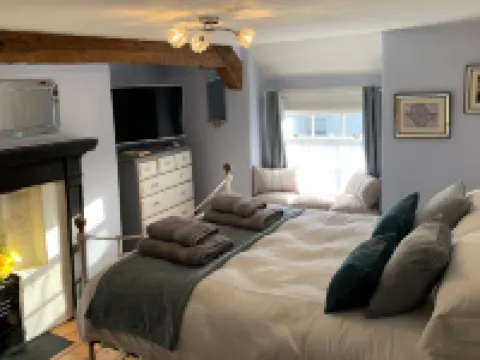 Evangelisa Hotels in Lampeter
